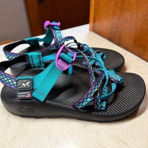 Chaco Teal and Black Sandals. Womens Size 8.